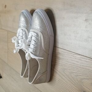 Mossimo oak Supply co sparkle tie up sneakers